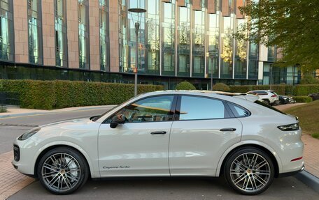 Porsche Cayenne III, 2022 год, 17 900 000 рублей, 2 фотография