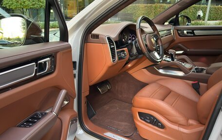 Porsche Cayenne III, 2022 год, 17 900 000 рублей, 21 фотография