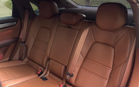 Porsche Cayenne III, 2022 год, 17 900 000 рублей, 38 фотография