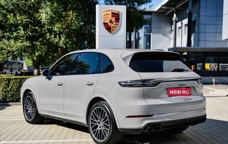 Porsche Cayenne III, 2021 год, 10 700 000 рублей, 4 фотография