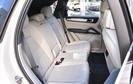 Porsche Cayenne III, 2021 год, 10 700 000 рублей, 14 фотография