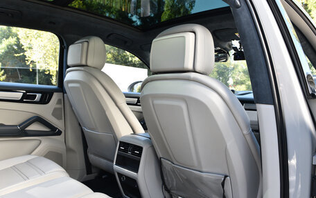 Porsche Cayenne III, 2021 год, 10 700 000 рублей, 15 фотография