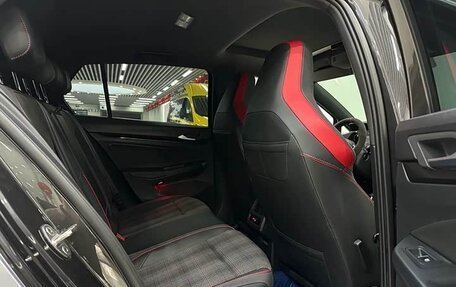 Volkswagen Golf GTI, 2022 год, 1 980 555 рублей, 10 фотография