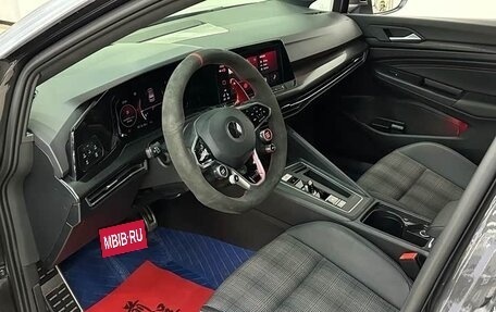 Volkswagen Golf GTI, 2022 год, 1 980 555 рублей, 4 фотография