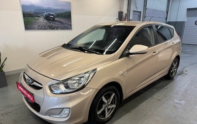 Hyundai Solaris II рестайлинг, 2012 год, 599 000 рублей, 1 фотография