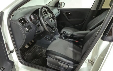 Volkswagen Polo VI (EU Market), 2016 год, 990 000 рублей, 8 фотография