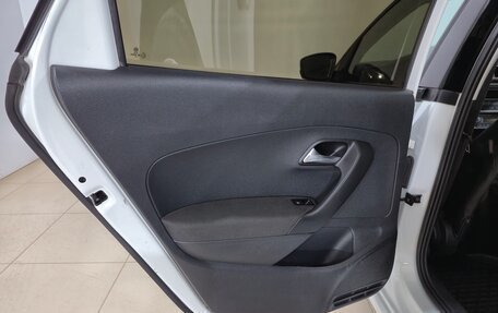 Volkswagen Polo VI (EU Market), 2016 год, 990 000 рублей, 13 фотография