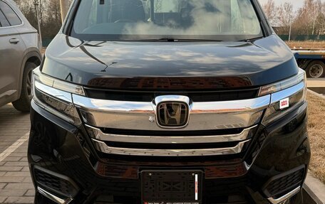 Honda Stepwgn IV, 2019 год, 2 520 000 рублей, 3 фотография