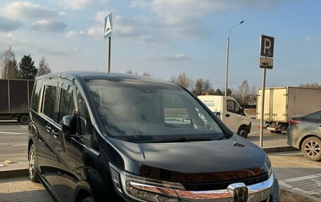 Honda Stepwgn IV, 2019 год, 2 520 000 рублей, 4 фотография