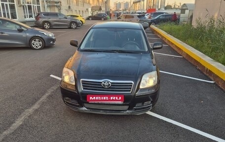 Toyota Avensis III рестайлинг, 2006 год, 750 000 рублей, 2 фотография