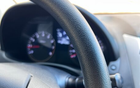 Hyundai Solaris II рестайлинг, 2011 год, 930 000 рублей, 8 фотография