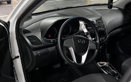 Hyundai Solaris II рестайлинг, 2011 год, 930 000 рублей, 20 фотография