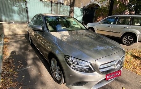 Mercedes-Benz C-Класс, 2019 год, 3 770 000 рублей, 2 фотография