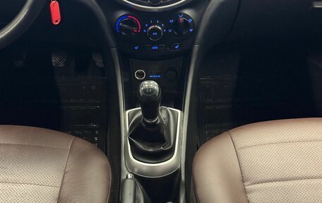 Hyundai Solaris II рестайлинг, 2012 год, 599 000 рублей, 12 фотография