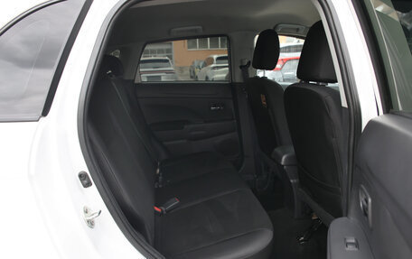 Mitsubishi ASX I рестайлинг, 2013 год, 880 000 рублей, 17 фотография