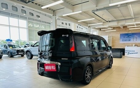 Honda Stepwgn IV, 2015 год, 2 089 000 рублей, 6 фотография
