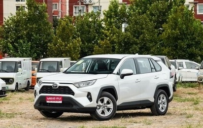 Toyota RAV4, 2025 год, 2 112 000 рублей, 1 фотография