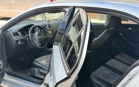 Volkswagen Jetta VI, 2016 год, 1 350 000 рублей, 5 фотография