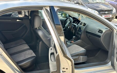 Volkswagen Jetta VI, 2016 год, 1 350 000 рублей, 6 фотография