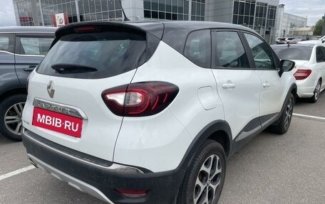 Renault Kaptur I рестайлинг, 2017 год, 1 049 000 рублей, 5 фотография