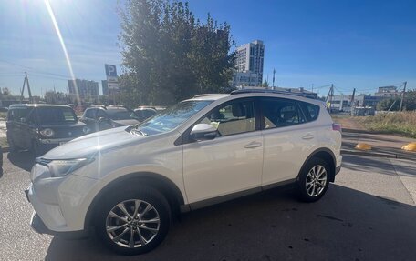 Toyota RAV4, 2016 год, 2 590 000 рублей, 3 фотография
