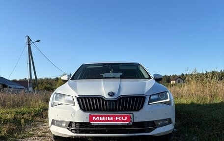Skoda Superb III рестайлинг, 2018 год, 1 650 000 рублей, 1 фотография