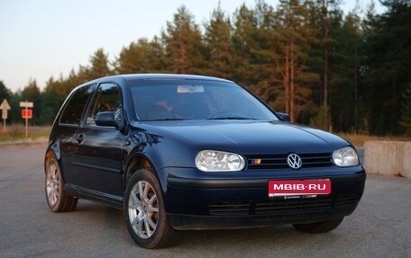 Volkswagen Golf IV, 2000 год, 330 000 рублей, 1 фотография