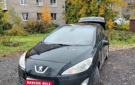 Peugeot 408 I рестайлинг, 2014 год, 650 000 рублей, 3 фотография