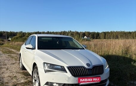 Skoda Superb III рестайлинг, 2018 год, 1 650 000 рублей, 5 фотография