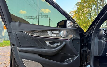 Mercedes-Benz E-Класс AMG, 2021 год, 17 800 000 рублей, 14 фотография