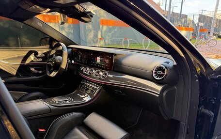 Mercedes-Benz E-Класс AMG, 2021 год, 17 800 000 рублей, 16 фотография