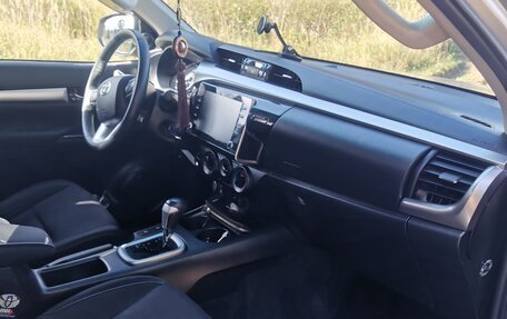 Toyota Hilux VIII, 2020 год, 5 495 000 рублей, 9 фотография