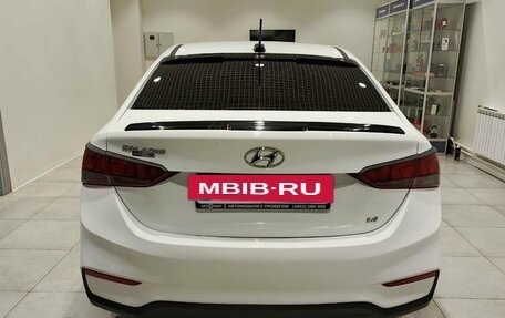 Hyundai Solaris II рестайлинг, 2017 год, 1 249 000 рублей, 2 фотография