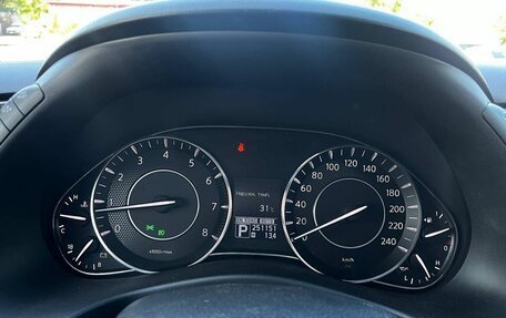 Nissan Patrol, 2011 год, 2 400 000 рублей, 39 фотография