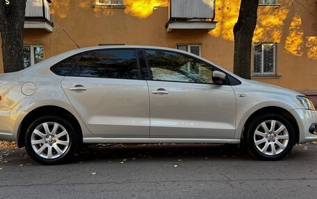 Volkswagen Polo VI (EU Market), 2012 год, 888 000 рублей, 4 фотография