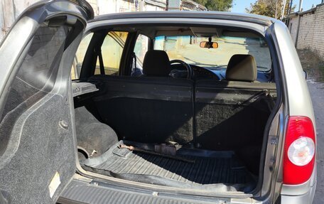 Chevrolet Niva I рестайлинг, 2011 год, 510 000 рублей, 16 фотография