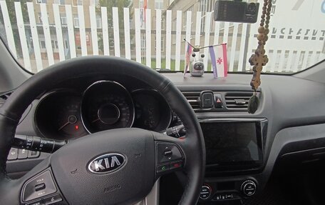 KIA Rio III рестайлинг, 2014 год, 890 000 рублей, 7 фотография