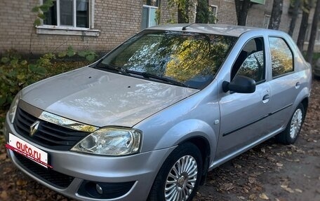 Renault Logan I, 2012 год, 550 000 рублей, 3 фотография