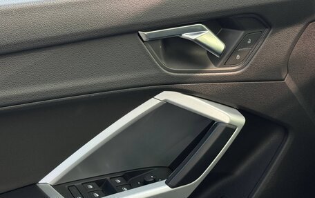 Audi Q3, 2021 год, 2 899 999 рублей, 16 фотография