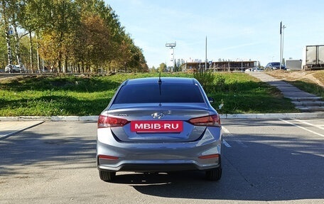 Hyundai Solaris II рестайлинг, 2018 год, 1 100 000 рублей, 10 фотография