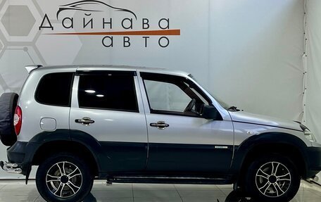 Chevrolet Niva I рестайлинг, 2011 год, 480 000 рублей, 4 фотография