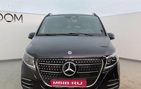 Mercedes-Benz V-Класс, 2025 год, 12 700 000 рублей, 3 фотография