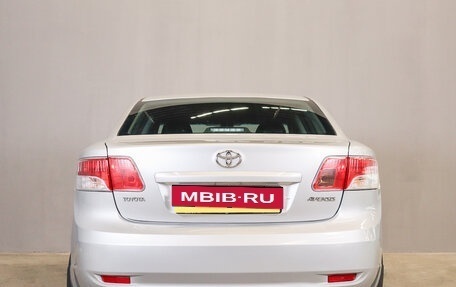 Toyota Avensis III рестайлинг, 2010 год, 1 299 000 рублей, 4 фотография