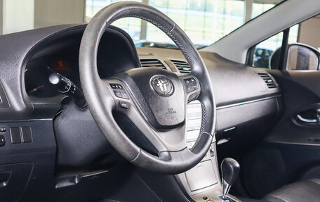 Toyota Avensis III рестайлинг, 2010 год, 1 299 000 рублей, 6 фотография