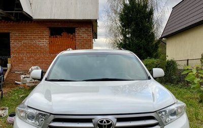 Toyota Highlander III, 2012 год, 2 000 000 рублей, 1 фотография
