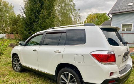 Toyota Highlander III, 2012 год, 2 000 000 рублей, 5 фотография