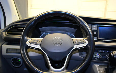 Volkswagen Caravelle T6 рестайлинг, 2021 год, 4 850 000 рублей, 14 фотография