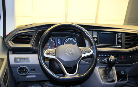 Volkswagen Caravelle T6 рестайлинг, 2021 год, 4 850 000 рублей, 17 фотография