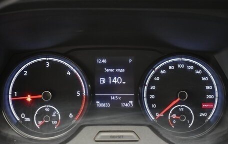 Volkswagen Caravelle T6 рестайлинг, 2021 год, 4 850 000 рублей, 22 фотография