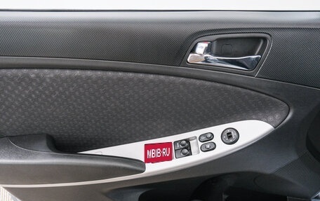 Hyundai Solaris II рестайлинг, 2012 год, 859 000 рублей, 19 фотография
